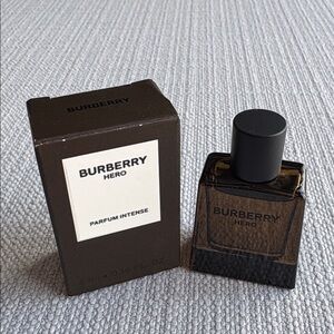 BURBERRY Hero INTENSE miniature fragrance